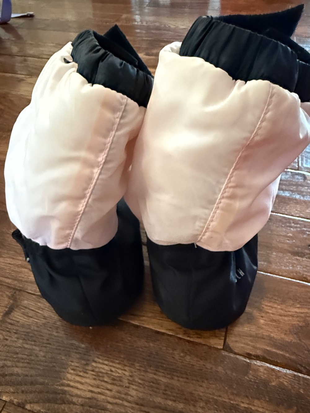 Bloch Light Pink and Black Bootie Slippers Med - Picture 4 of 4